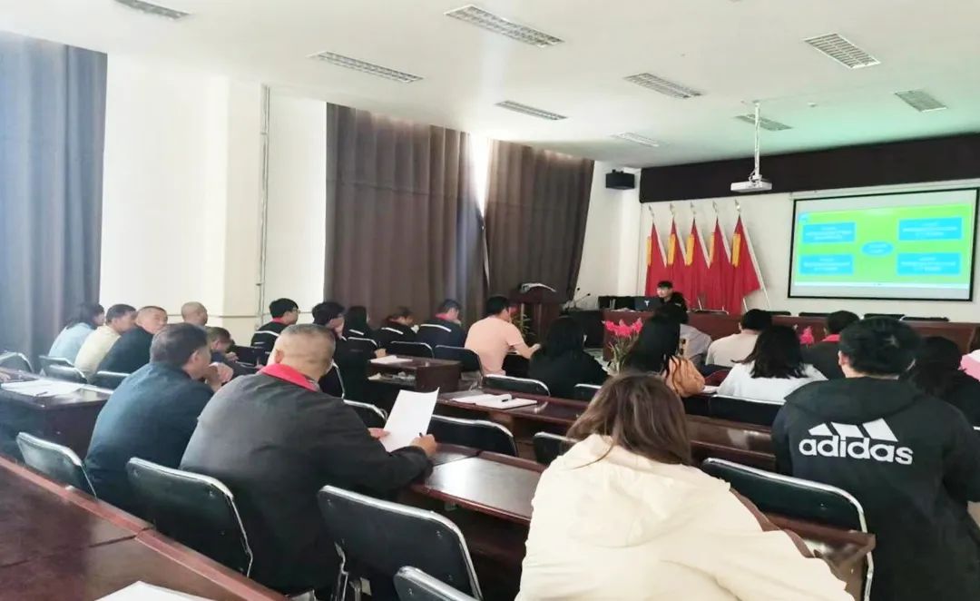 加强溶矿技术培训，全面提升专业水平